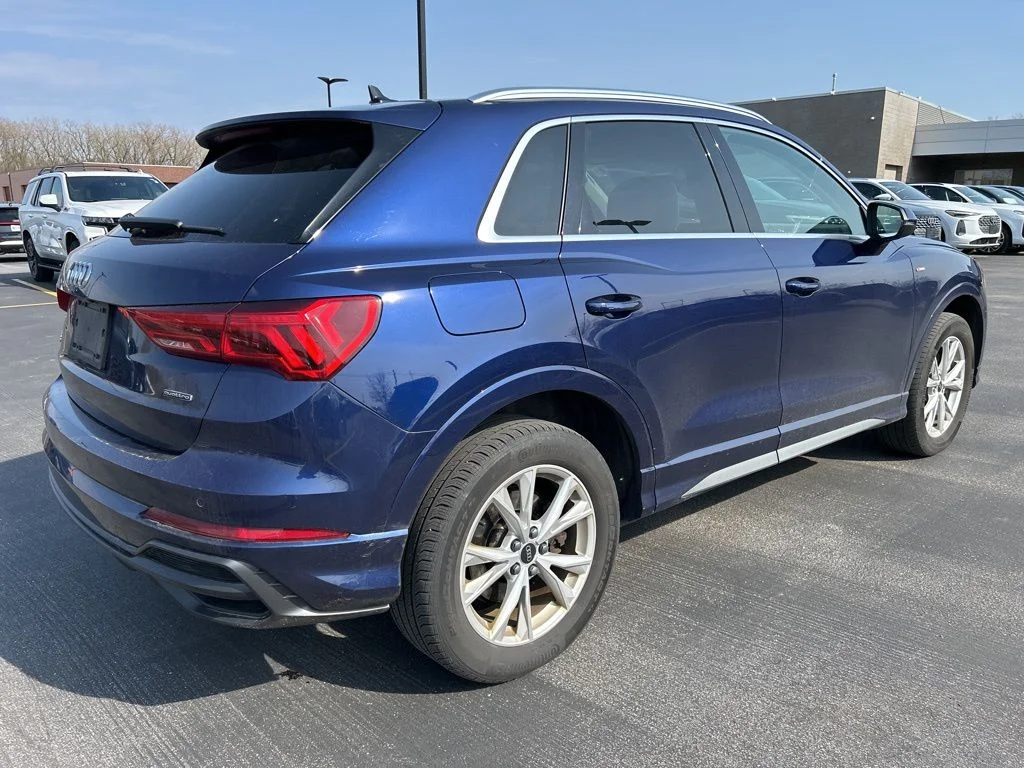 Used 2022 Blue Audi Premium image 9