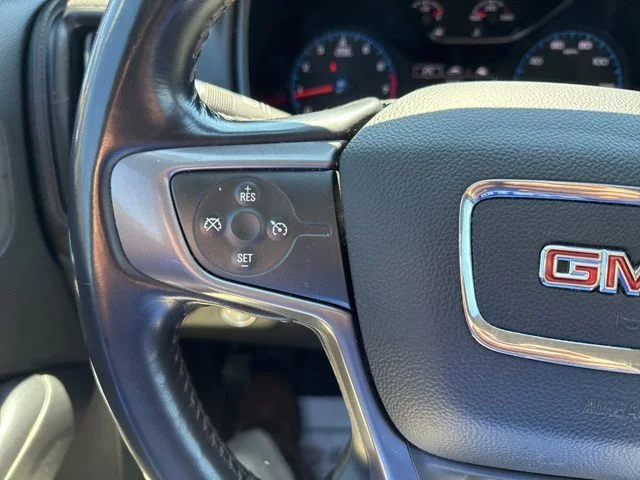 Used 2022 Black GMC AT4 w/Cloth image 32
