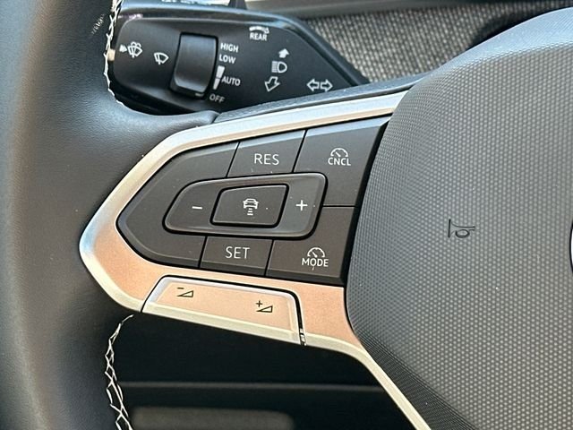 New 2026 Platinum Gray Metallic Volkswagen 2.0T S image 24