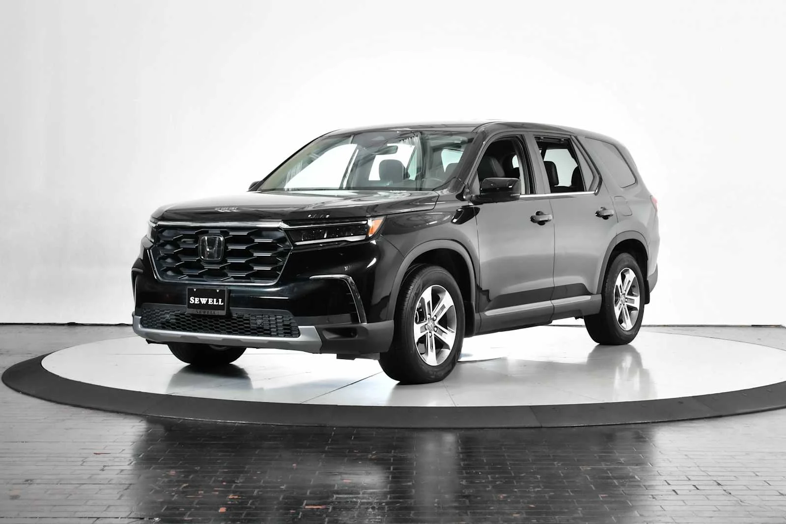 2025 Honda Pilot EX-L 2WD's photo