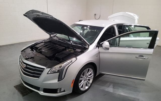Used 2019 Silver Cadillac Luxury image 10