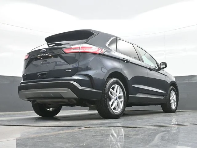 Used 2022 Blue Ford SEL image 26