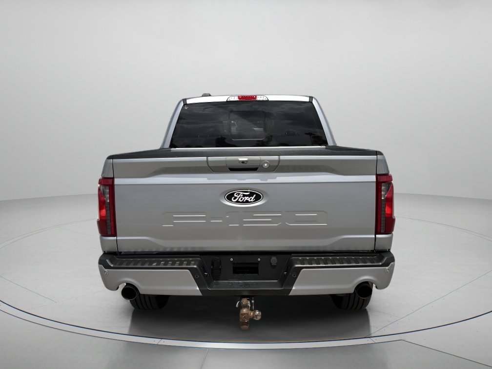 Used 2024 Silver Metallic Ford XLT image 4