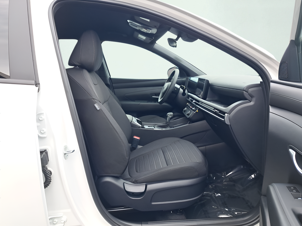 New 2026 White Hyundai SE AWD image 17