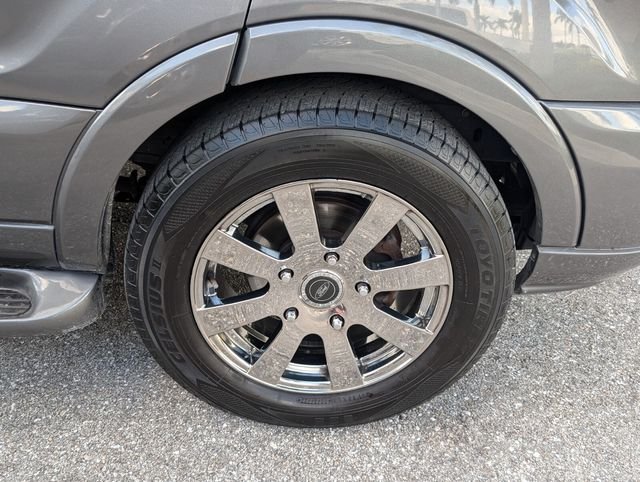 Used 2015 Black Ford Base image 19