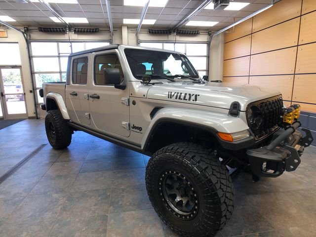 2024 Jeep Gladiator Willys's photo
