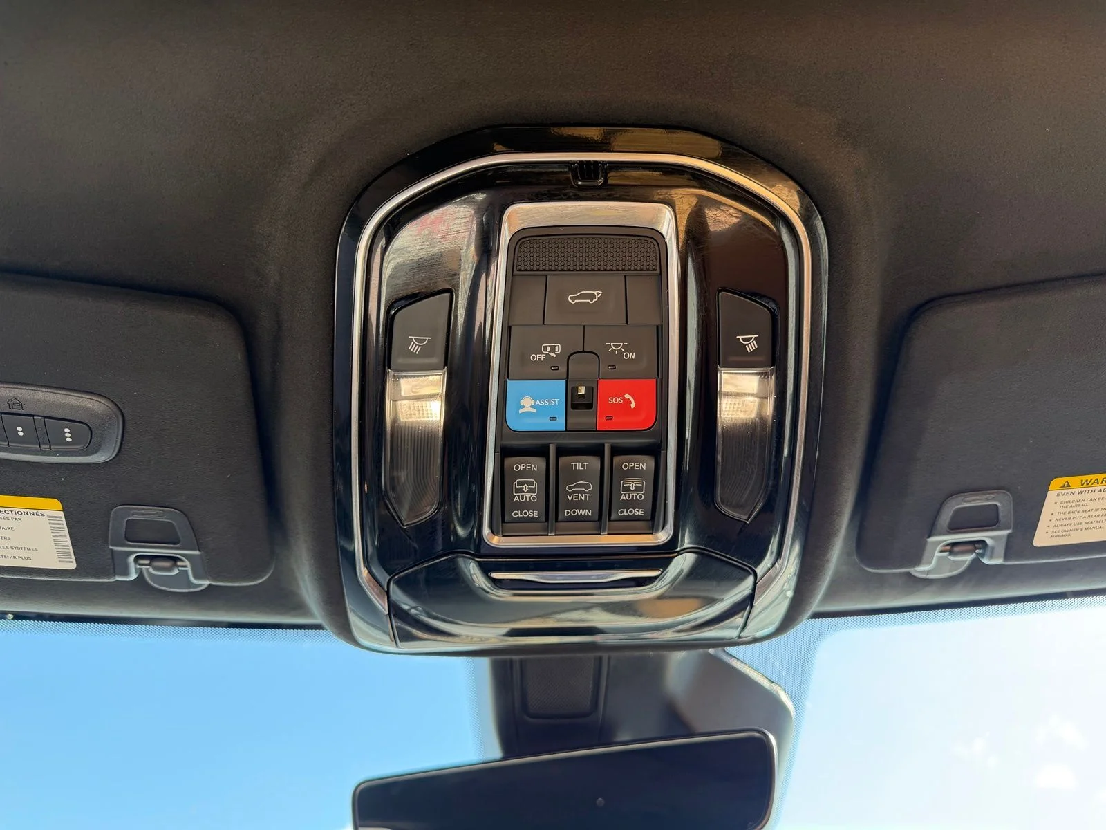 Used 2025 White Jeep Summit image 23