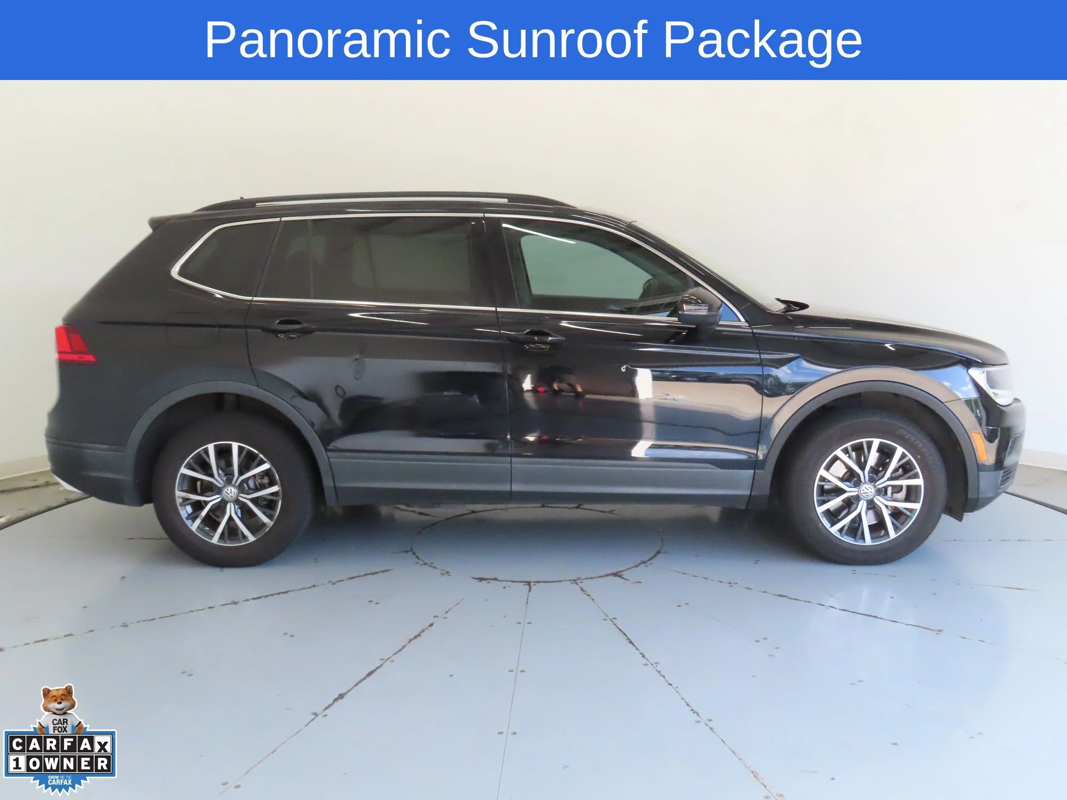 Used 2019 Black Volkswagen 2.0T SE image 2