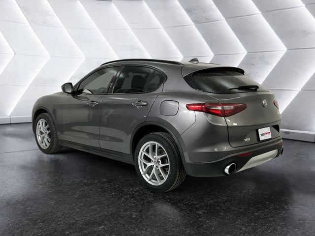 Used 2019 Gray Alfa Romeo Base image 6