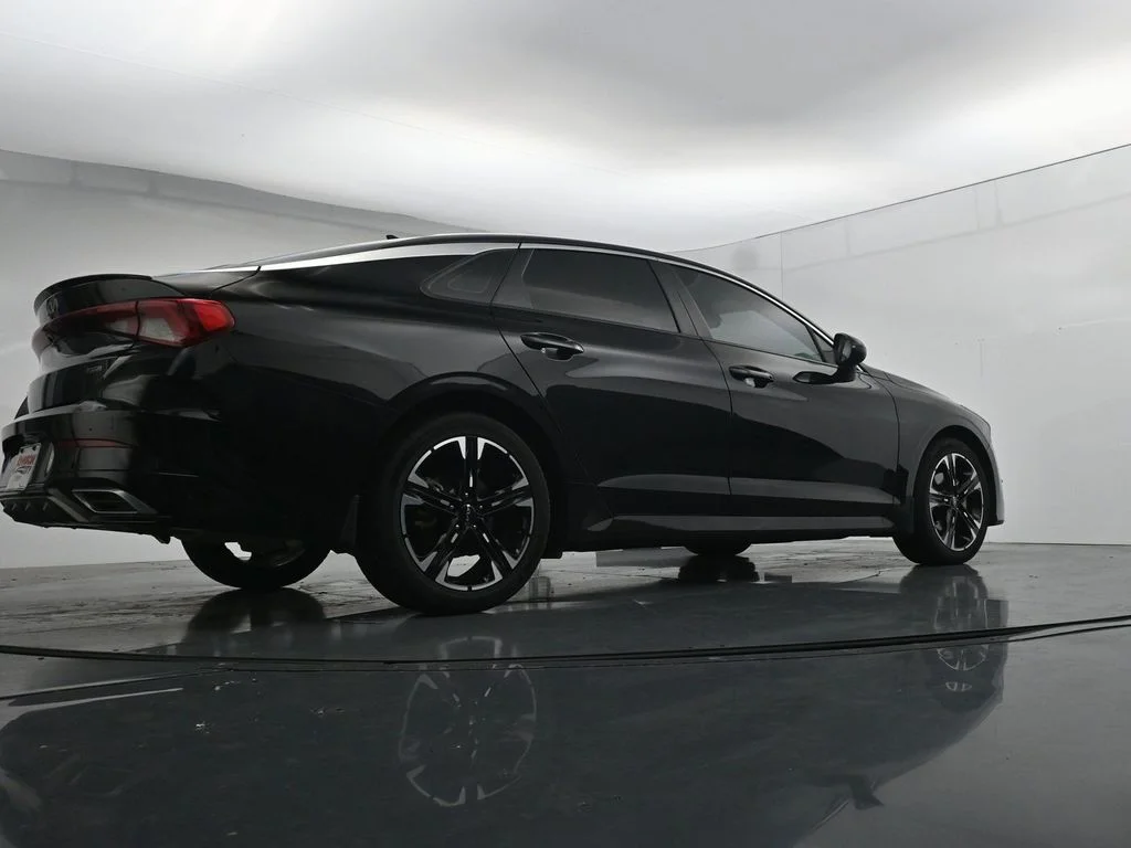 Used 2024 Black Kia GT-Line image 33