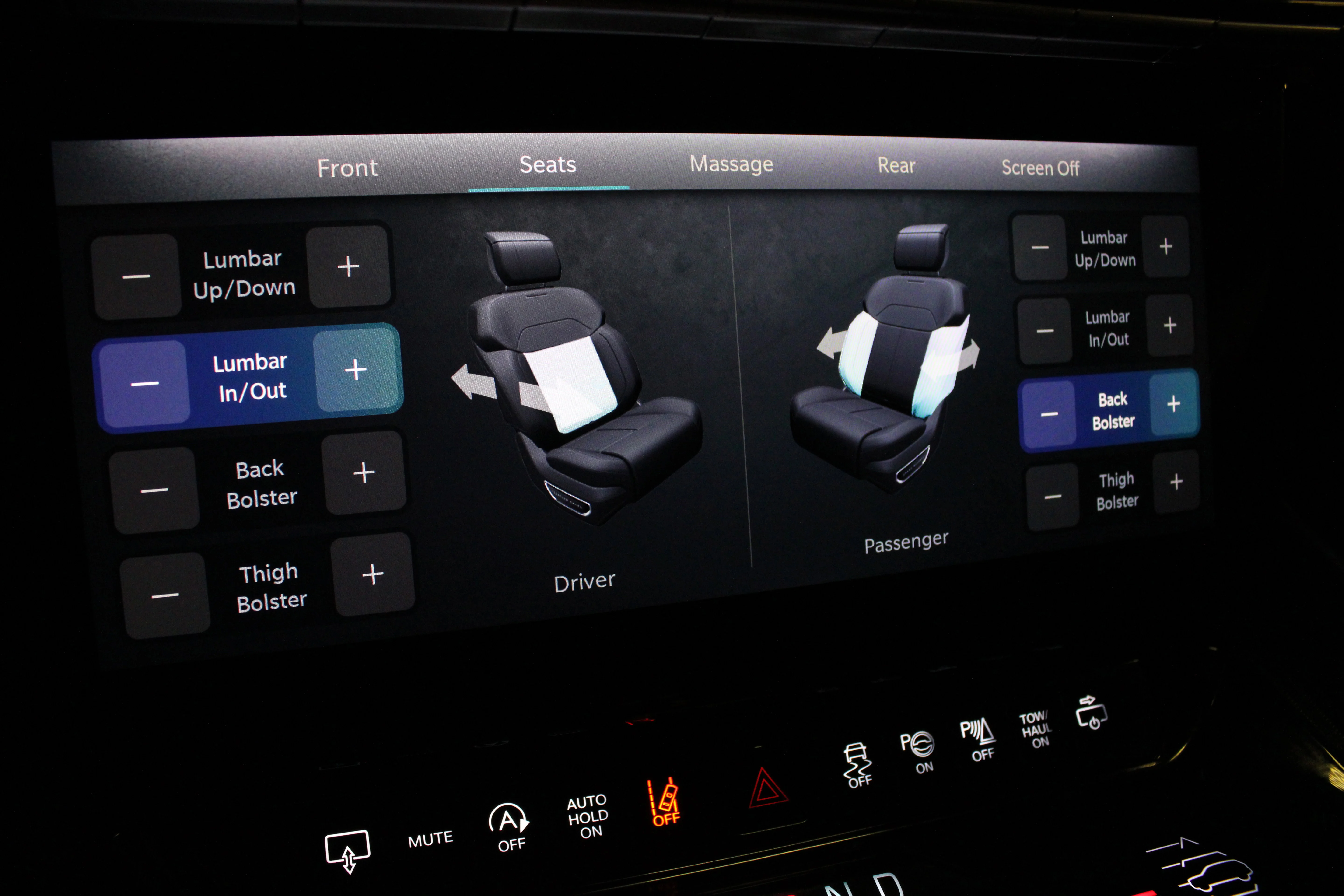 Used 2023 Diamond Black Crystal Pearlcoat Jeep Series II image 31