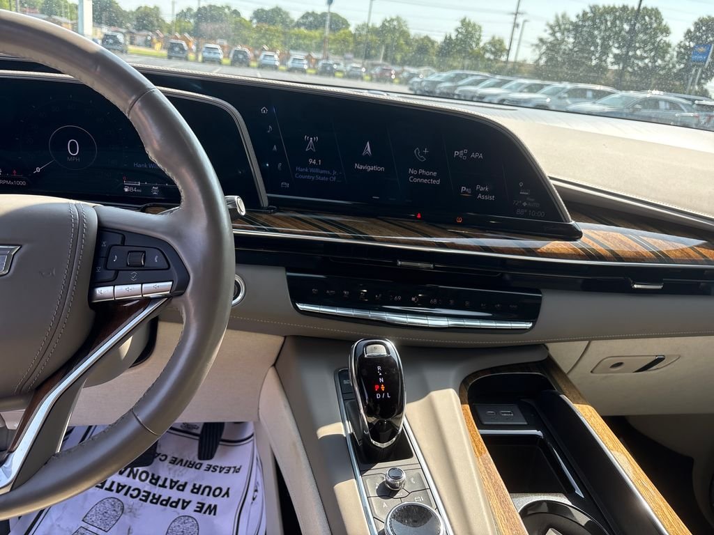 Used 2022 Black Cadillac Sport Platinum image 16
