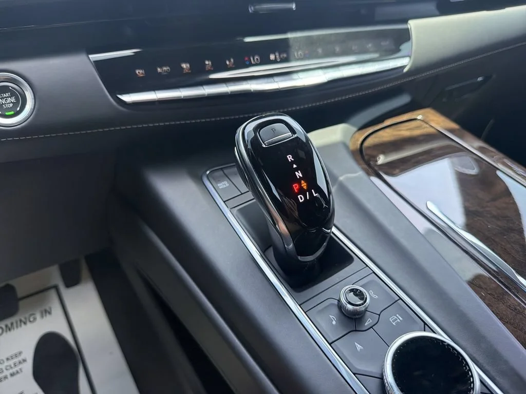 Used 2021 BLACK RAVEN Cadillac Sport Platinum image 21