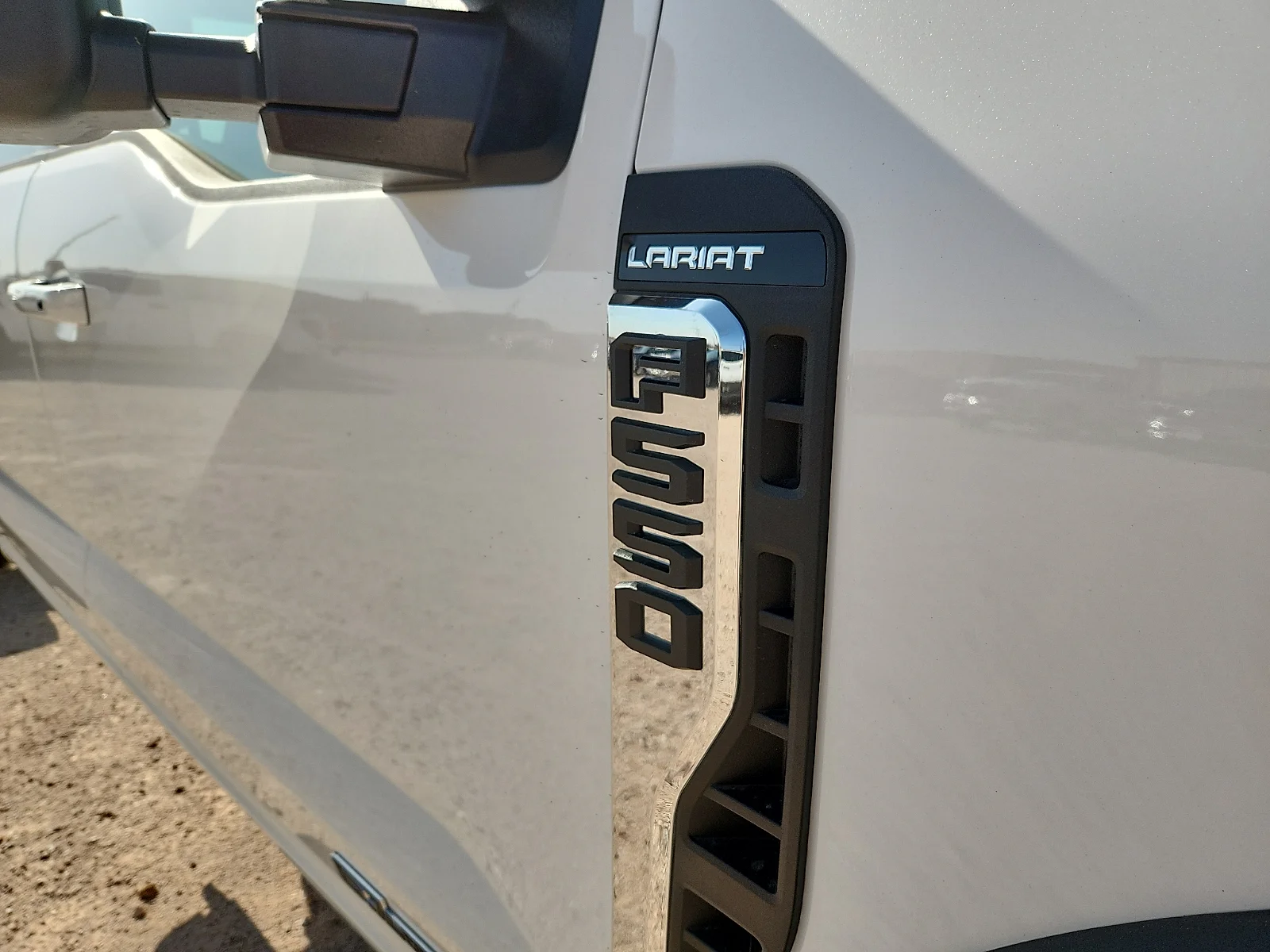 New 2026 Star White Metallic Tri-Coat Ford LARIAT image 10