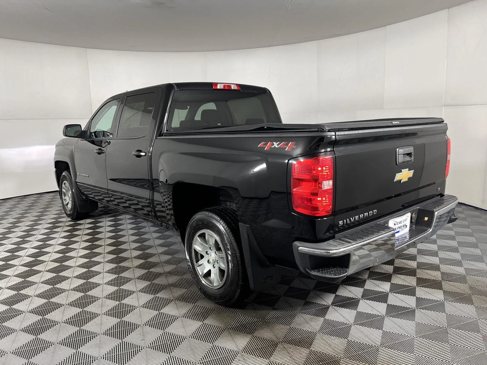 Used 2018 Black Chevrolet LT image 2