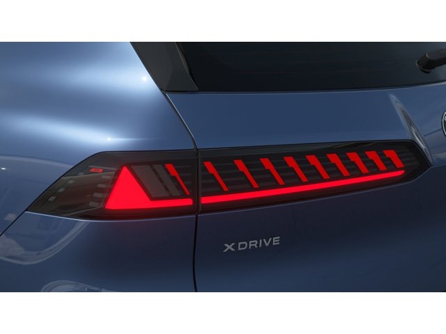 New 2027 0C7U Ocean Wave Blue Metallic BMW 50 xDrive image 8