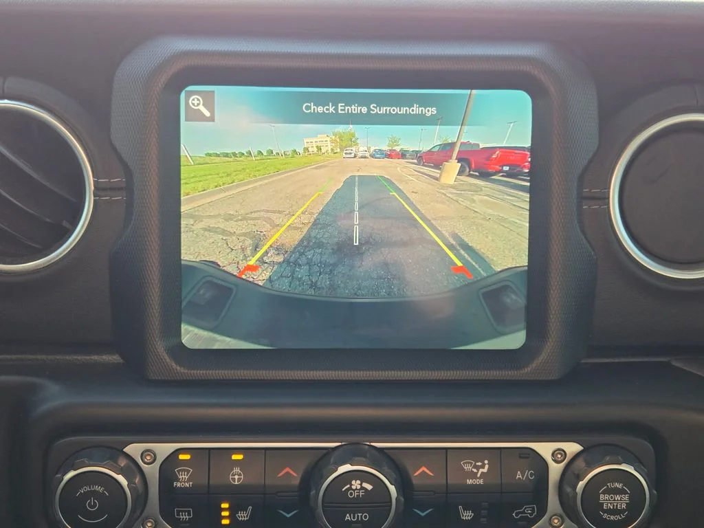 Used 2020 Beige Jeep Overland image 25