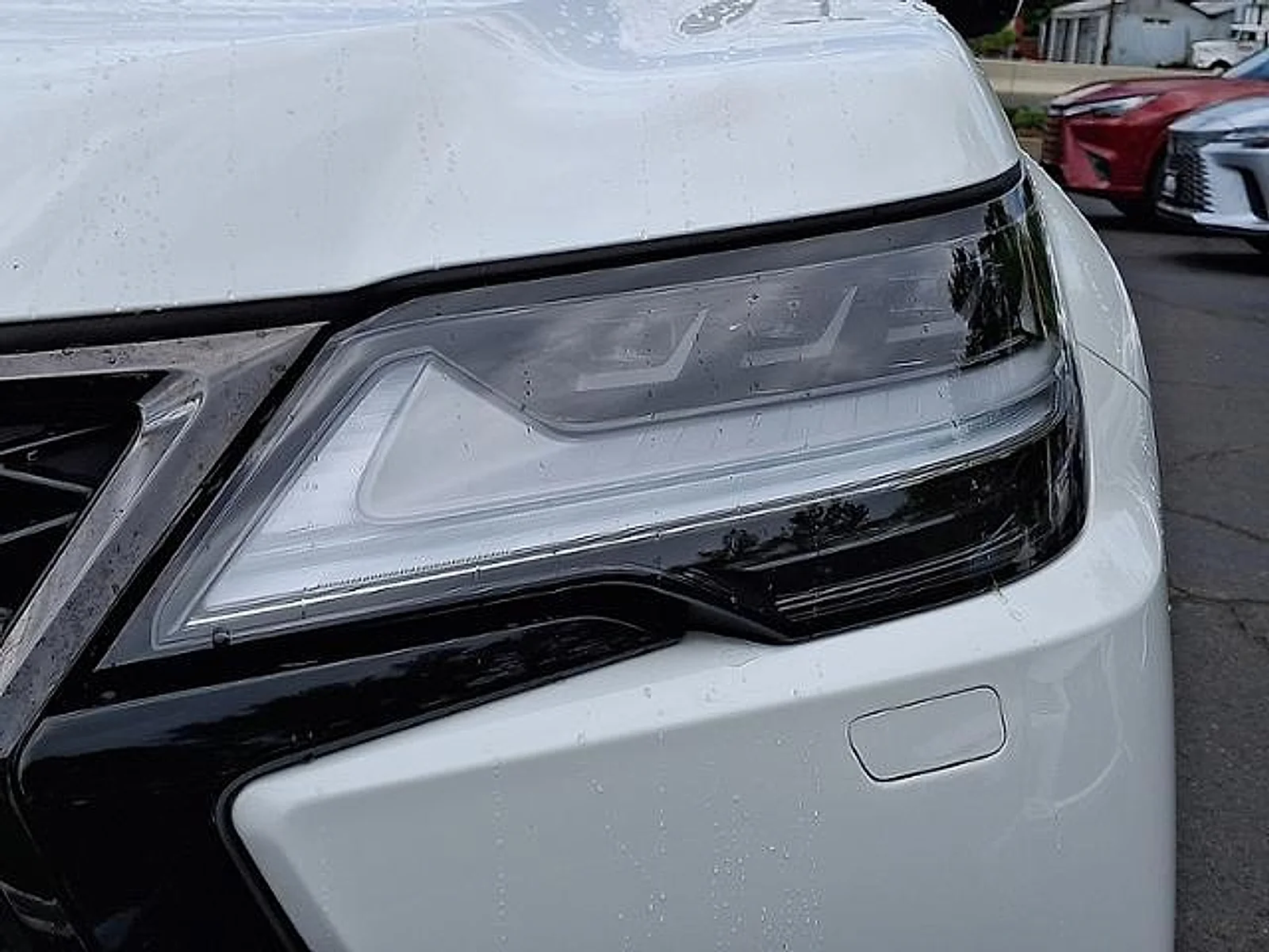 Used 2024 Ultra White Lexus LX 600 F SPORT image 30