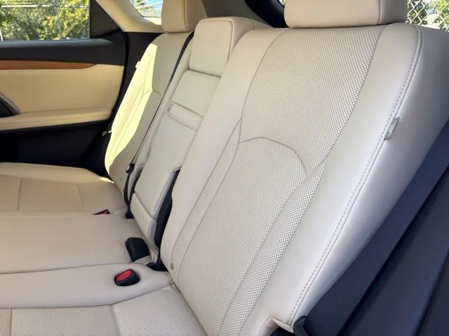 Used 2022 Red Lexus 350 image 4