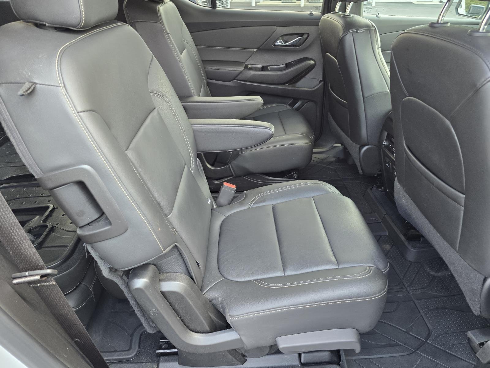 2023 Chevrolet Traverse 3LT - Photo 18