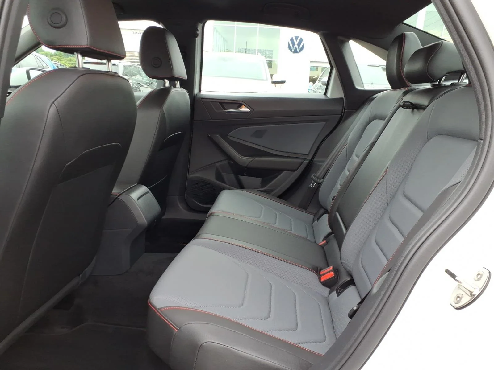 Certified Used 2025 Pure White Volkswagen Autobahn image 13