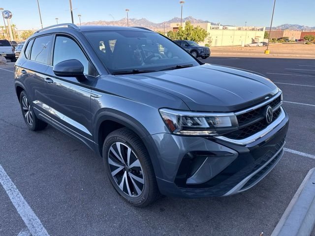 2022 Volkswagen Taos SE - Photo 6