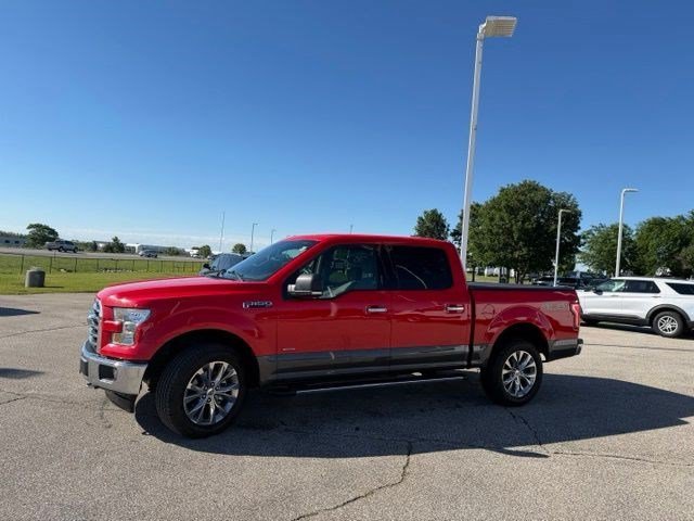 Used 2017 Race Red Ford XLT image 6