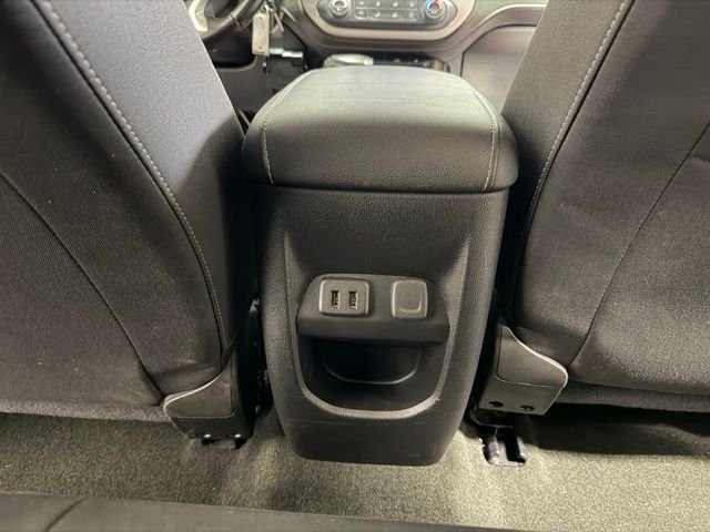 Used 2017 Quartz GMC SLE1 image 29