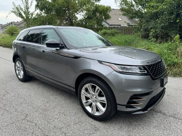 Certified Used 2023 Eiger Gray Metallic Land Rover R-Dynamic S image 4