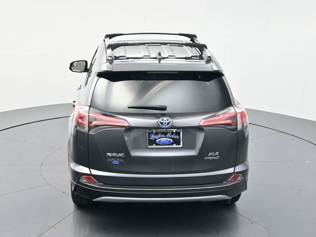 Used 2017 Magnetic Gray Metallic Toyota XLE image 41