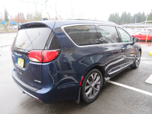 Used 2018 Jazz Blue Pearlcoat Chrysler Limited image 5