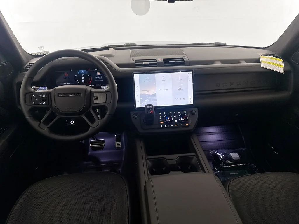 New 2026 Narvik Black Land Rover OCTA Black image 21
