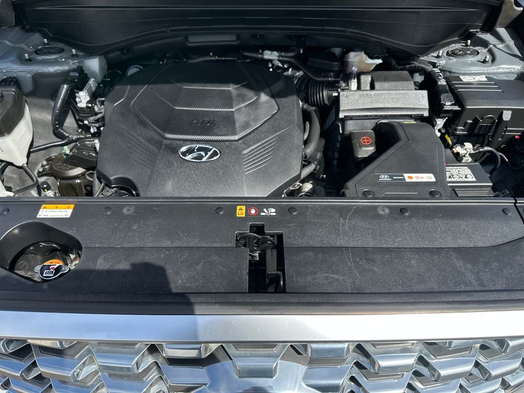 Used 2022 Gray Hyundai Limited image 10