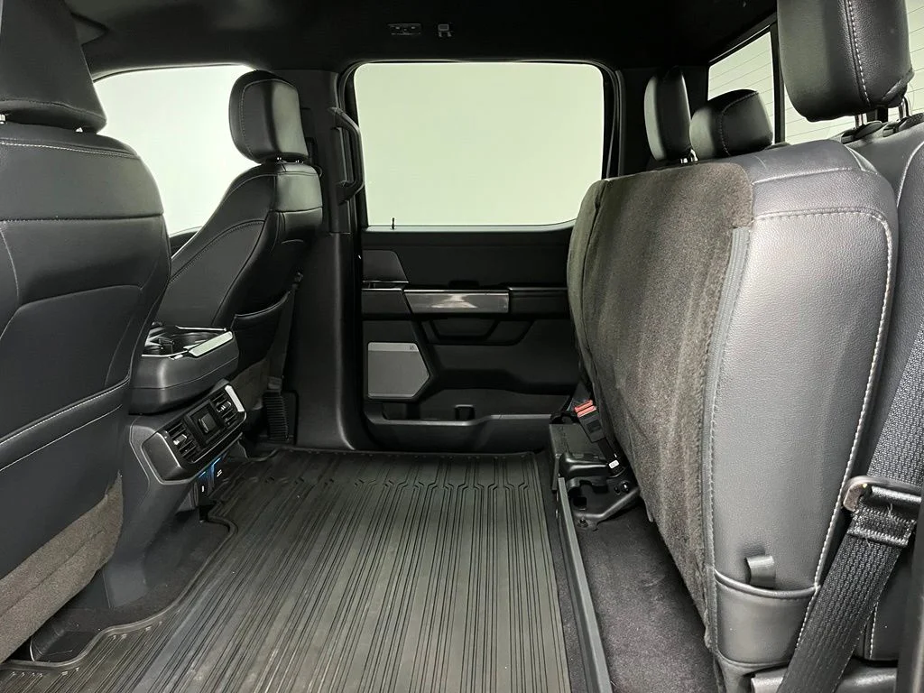 Used 2023 Black Ford XLT image 48