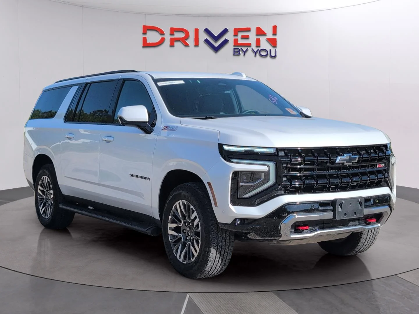 Used 2025 Iridescent Pearl Tricoat Chevrolet Z71 image 7