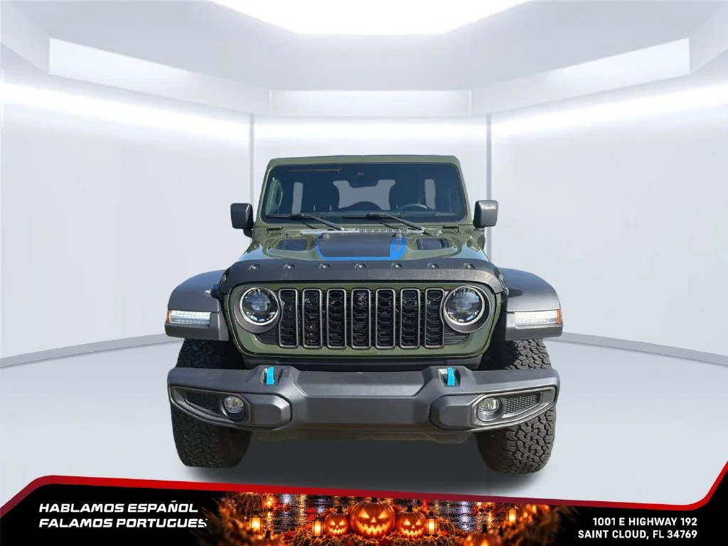 Used 2024 Green Jeep Rubicon 4xe image 9