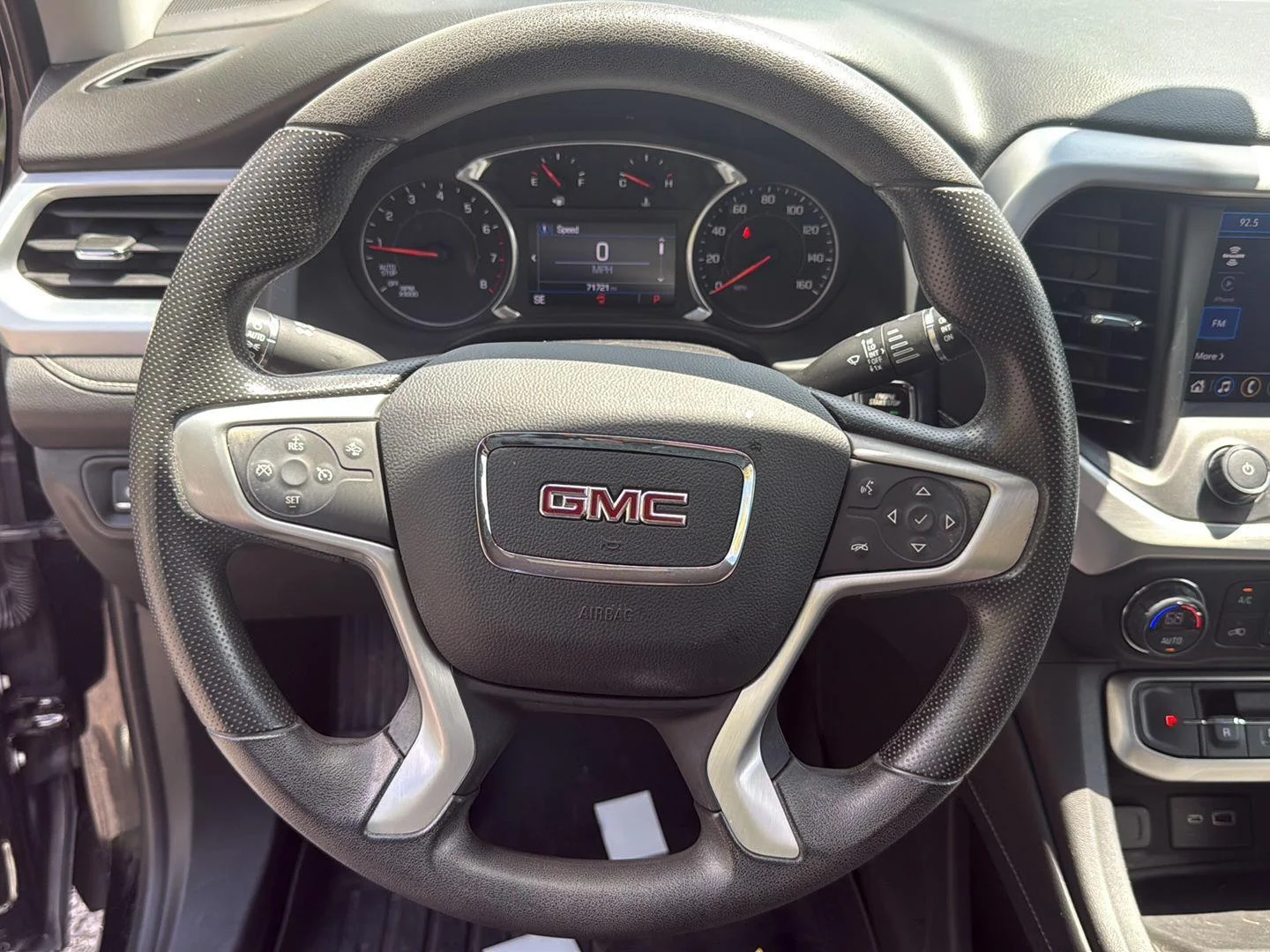 Used 2022 Ebony Twilight Metallic GMC SLE image 2