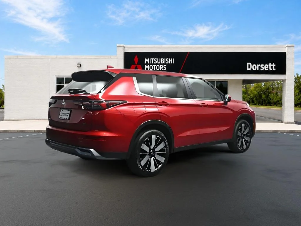 New 2026 Red Diamond Mitsubishi SE image 6