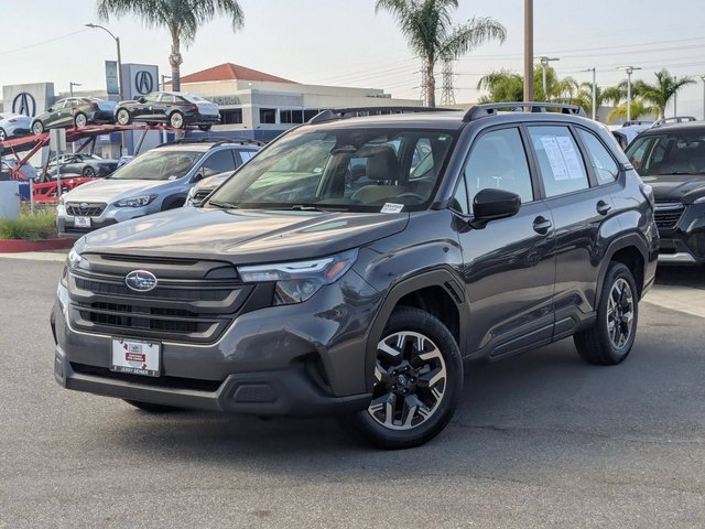 2025 Subaru Forester Base