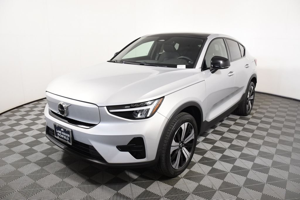 Used 2023 Silver Dawn Metallic Volvo Twin Core image 1