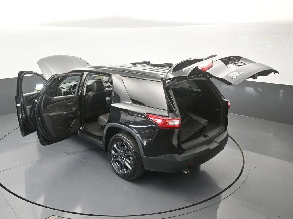 Used 2021 Mosaic Black Metallic Chevrolet RS image 78