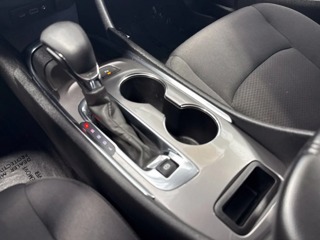 Used 2025 Black Chevrolet LT image 24