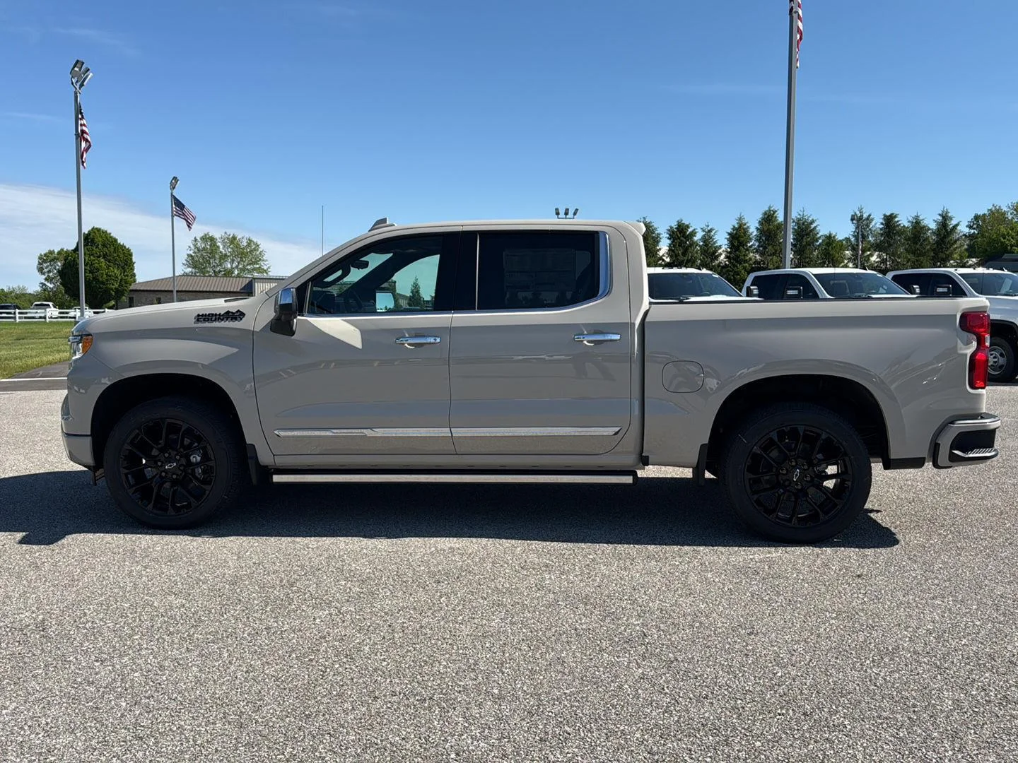 2026 Chevrolet Silverado 1500 High Country - Photo 15
