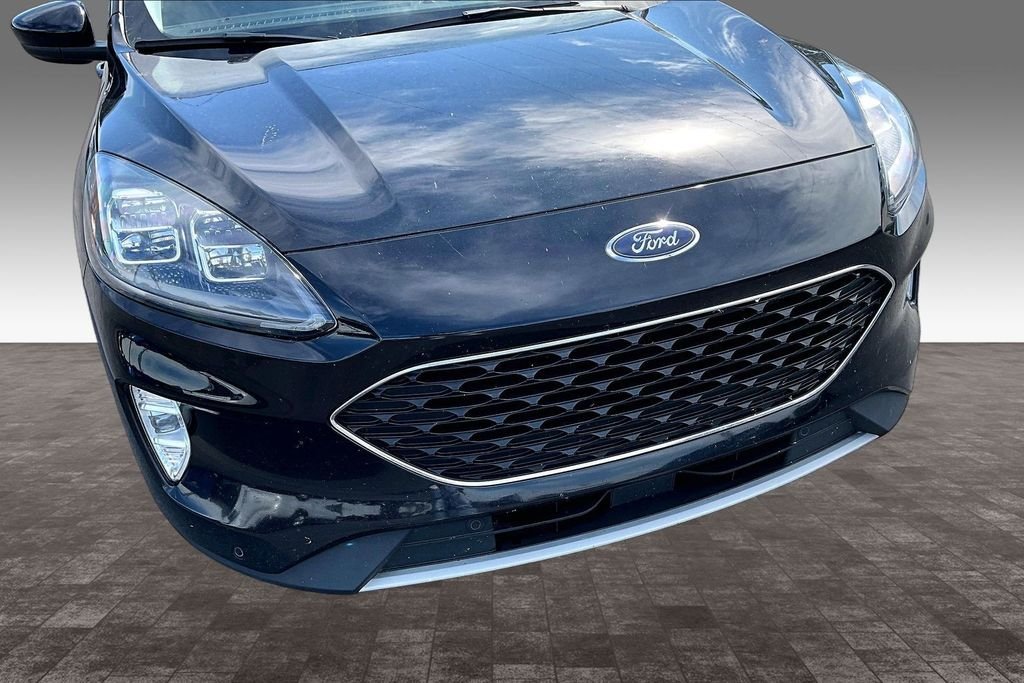 Used 2022 Black Ford Titanium image 4