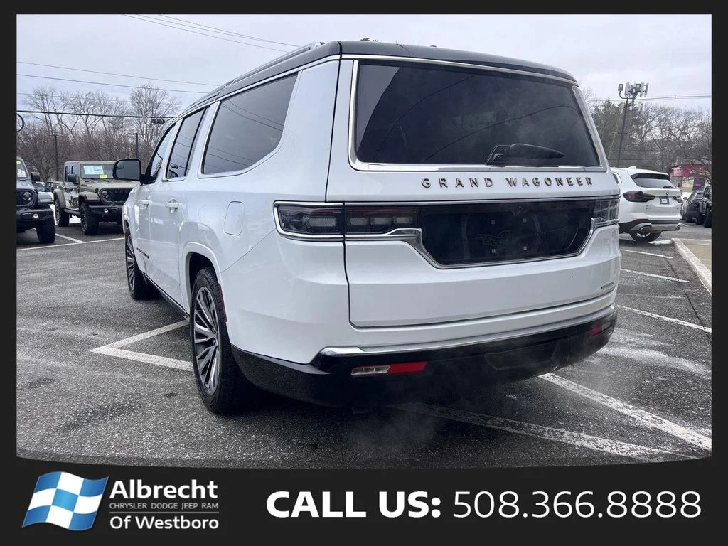 Used 2024 White Jeep Series III image 3
