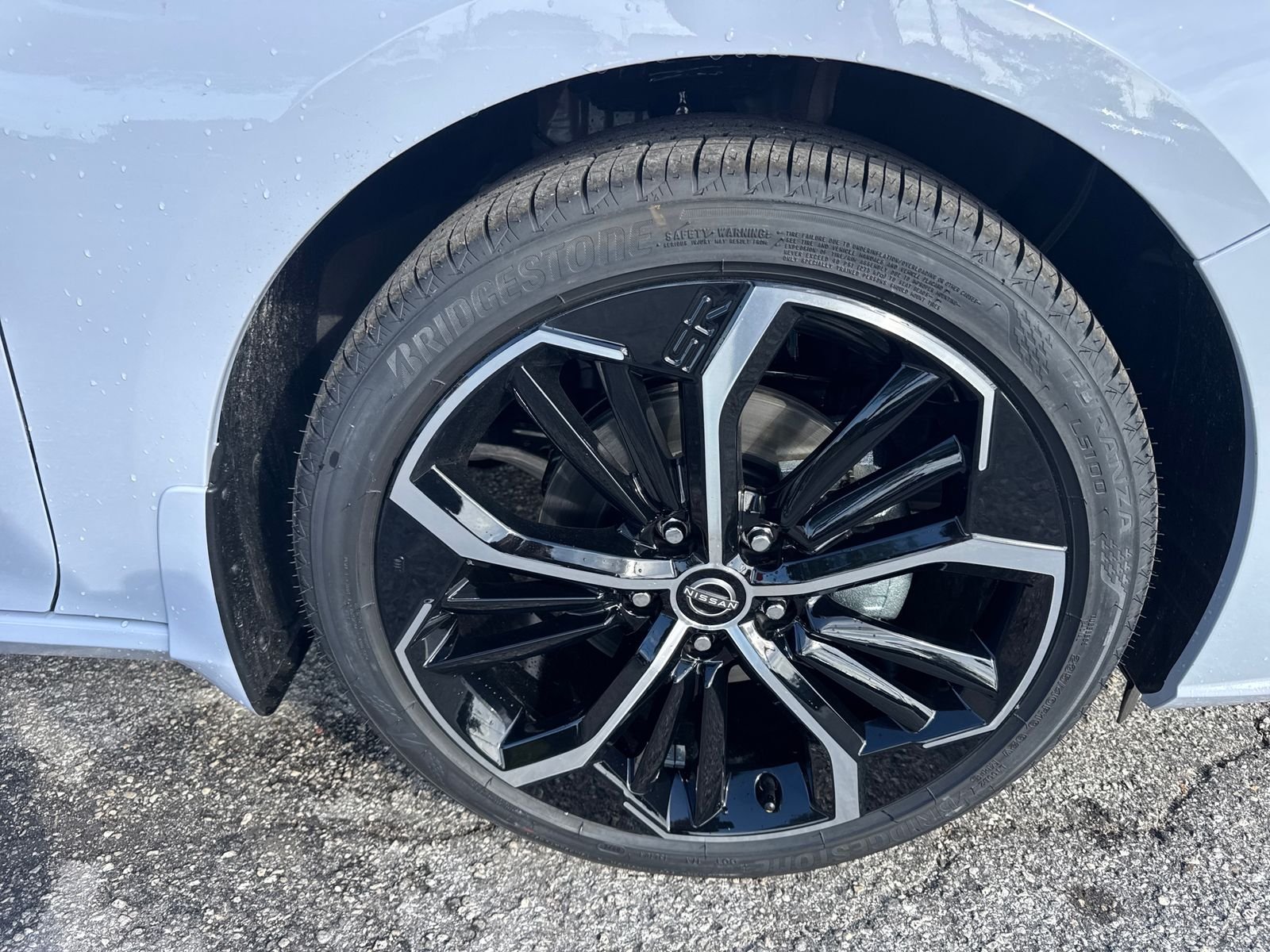 New 2026 Gray Nissan 2.5 SR image 8