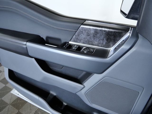 Used 2023 Silver Ford XLT image 28