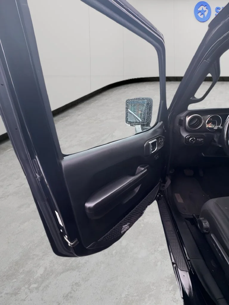 Used 2019 Black Jeep Sport S image 11