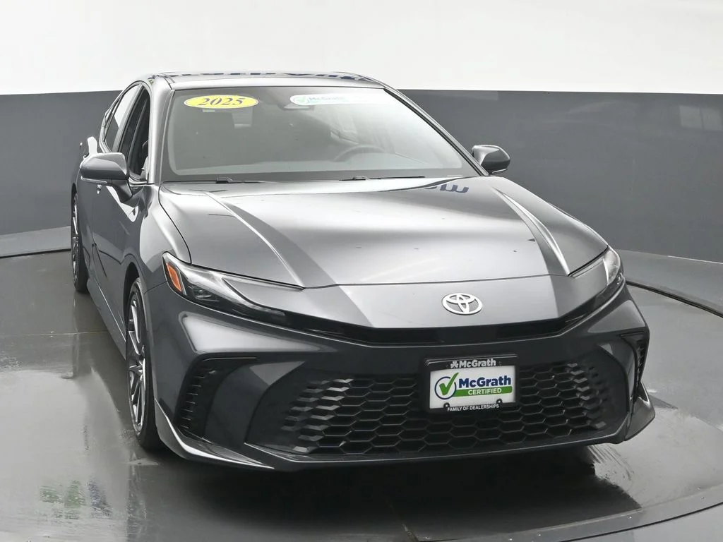 Used 2025  Toyota XSE image 5