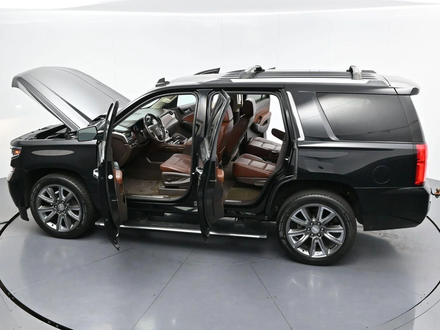 Used 2018 Black Chevrolet Premier image 44